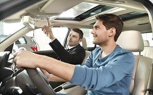 Schedule a test drive at Nissan Miguel Alemán in Miguel Alemán, Tamaulipas, México.